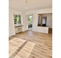 Renovierte 4 Zimmer Wohnung mit Loggia mitten in Braunfels