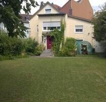 Im Herzen Zweibrücken Einfamilienhaus gr. Garten+2 Einliegerw.