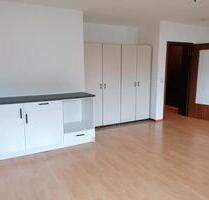 1-Zimmer-Wohnung mit Balkon in 72072 Tübingen Mitte (Hegelstraße) - Eberdingen
