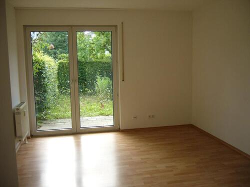 Foto - Helle 2-Zi-Whg. mit eigener Terrasse und Garten