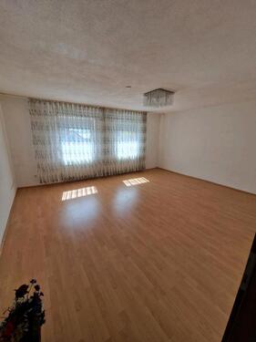 Foto - haus mieten - 1.550,00&nbsp;EUR Kaltmiete, ca.&nbsp; 145,00&nbsp;m&sup2;