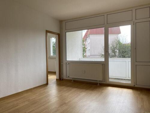 Foto - Sofort einziehen & wohlfühlen- 1-Raumwohnung mit Balkon in ruhiger Lage *ideal für Azubis Studenten*