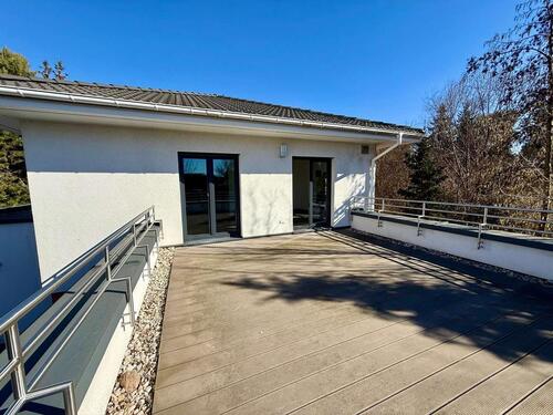 Foto - Wohnen wie im eigenen Haus! Moderne 3-Zimmer-Wohnung mit großer Terrasse und Doppelgarage