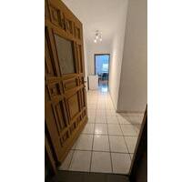 Möbelierte 2,5 Zimmer -Wohnung in Ludwigshafen Mundenheim - Mannheim Gartenstadt