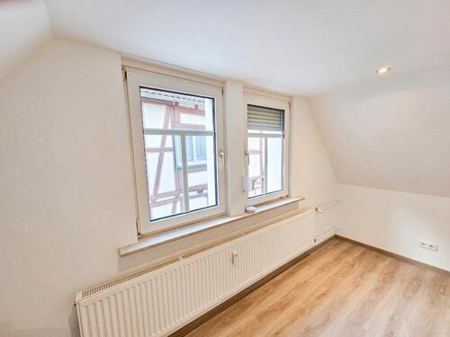 Foto - 1.5 Zimmer Dachgeschoßwohnung zur Miete in Friedberg (Hessen)