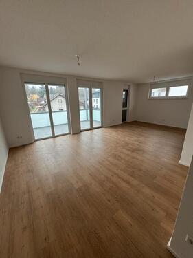 Foto - LahrSchwarzwald - Großzügige 4-Zi.-Neubau-Wohnung mit Balkon!