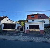 Doppelhaushälfte mit riesigem Grundstück - Eisenach