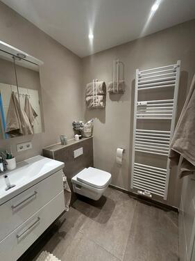 Foto - Zwischenmiete 05.02-10.04 3-Zimmer Wohnung Balkon & Stellplätze