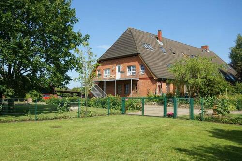 Foto - 7 Zi-Wohnung auf dem Land - 1.600,00&nbsp;EUR Kaltmiete, ca.&nbsp; 175,00&nbsp;m&sup2;