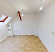 Charmante Dachgeschosswohnung mit großem Wohn-Essbereich - Chemnitz Altendorf