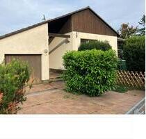 Frankfurt Süden: Mediterraner 6-Zimmer-Bungalow auf dem Hexenberg - Dietzenbach