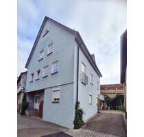 Zweifamilienwohnhaus in der Altstadt mit Garage, Terrasse, Balkon - Niedernhall