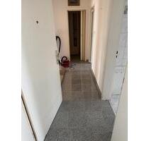2½-Zimmer-Wohnung mit Balkon – zentrale Lage – ab sofort frei! - Böblingen Dagersheim