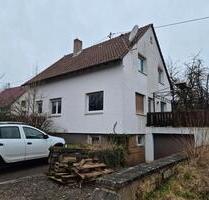 Biete Einfamilienhaus in Norheim
