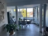 Foto - Helle, wunderschöne und vollmöblierte 2 Zimmer Wohnung