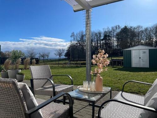 Foto - DHH , Loft-Charakter, traumhafte Terrasse, idyllischer Garten