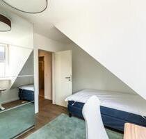 Renoviert WG in Ramersdorf - 670,00&nbsp;EUR Kaltmiete, ca.&nbsp; 13,00&nbsp;m&sup2; in München (PLZ: 81549) Ramersdorf-Perlach