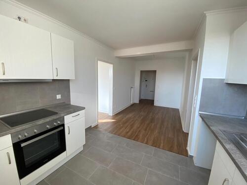 Foto - drei Zimmerwohnung im 3.OG mit Einbauküche und Aufzug