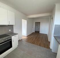 drei Zimmerwohnung im 3.OG mit Einbauküche und Aufzug - Geesthacht