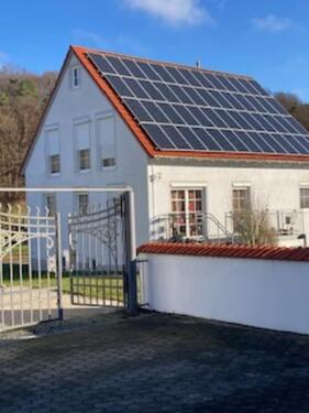 Foto - 2- Familienhaus in Unterschleichach