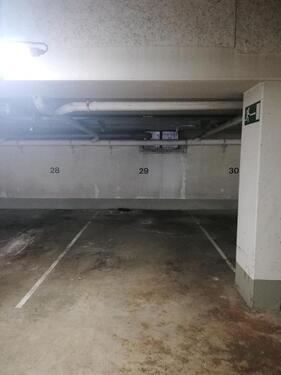 Foto - Tiefgarage Stellplatz - 35,00&nbsp;EUR Miete,
