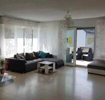 5 Zimmer Wohnung_ gute Lage _ Dachterrasse - Offenbach am Main Bieberer Berg