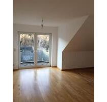 Schöne DG-Wohnung 65 qm Südseite, BalkonKüche am Waldrand - Olpe