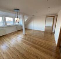 Helle und ruhige Dachgeschosswohnung 90qm - Herne - Oskarstr. 9