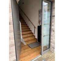 Reihenmittelhaus, mit Carport - 1.200,00&nbsp;EUR Kaltmiete, ca.&nbsp; 114,00&nbsp;m&sup2; in Wolfsburg (PLZ: 38442) Ehmen