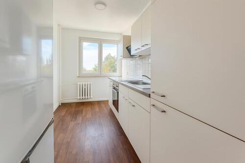 Foto - Helle 2-Zimmer-Wohnung mit Balkon und traumhaftem Weitblick – ruhige Lage nahe Arnstadt, Erfurt, Weimar & Rudolstadt