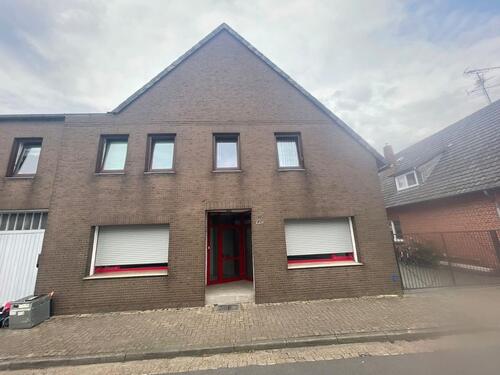Foto - 4-Zimmer-Wohnung mit Garten & Terrasse in Uchte