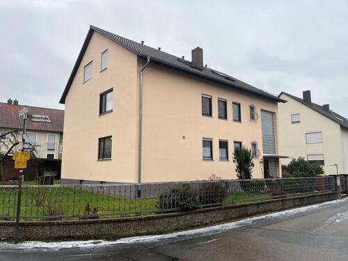 Foto - 4 Zimmer Dachgeschoßwohnung zur Miete in Zirndorf