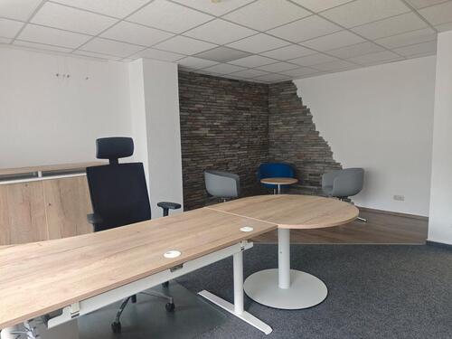 Foto - Repräsentatives Büro mit Konferenzräumen, Lounge & Teeküche