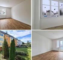 2 Kaltmieten geschenkt*: 2 Zimmerwohnung mit Wohnküche und verglaster Loggia - Chemnitz Ebersdorf
