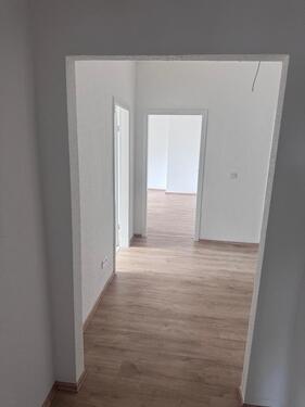 Foto - Kernsanierte 3 Zimmer Wohnung ab sofort zu vermieten
