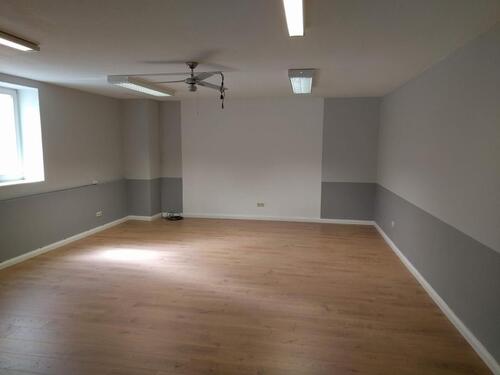 Foto - Zentral gelegene Gewerbefläche für Laden, Praxis, Büro und dgl.