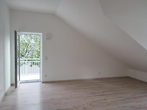 Foto - 3 Zimmer Dachgeschoßwohnung zur Miete in Königsbrunn