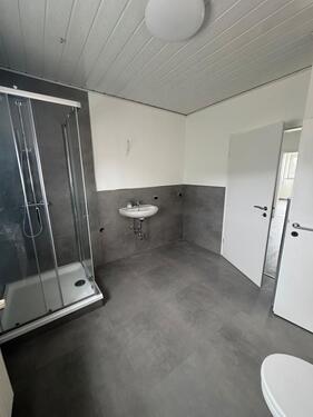 Foto - Sanierte 3 ZKB Dachgeschosswohnung in PW Holzhausen