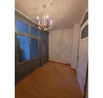 Schöne & neu renovierte 3 Zimmer Whg in Zentraler Lage in Heide