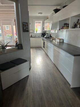 Foto - Moderne, helle 4 12 -Zimmer Maisonette-Wohnung, Balkon und Sauna