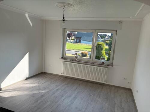 Foto - Haus mit Garten in zentraler Ortslage zur Miete