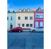 Neu saniertes Haus - 2 Zimmer Erdgeschosswohnung - Meerane