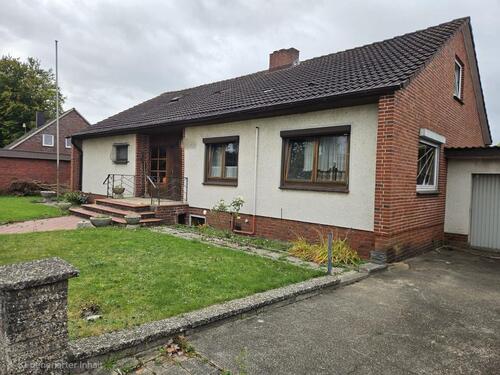 Foto - Geräumiges Einfamilienhaus mit Potenzial in zentraler Lage von RD