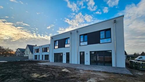 Foto - ERSTBEZUG ! Neubau! Lemsdorf ! Top Lage !