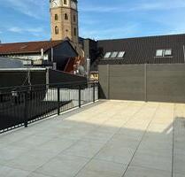 Möblierte Dachgeschosswohnung mit großer Terasse im Zentrum - Sangerhausen