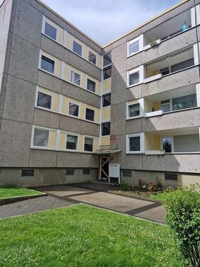 Foto - Schöner Wohnen in dieser geräumigen und bezugsfertigen 3-Zimmer-Wohnung (WBS)