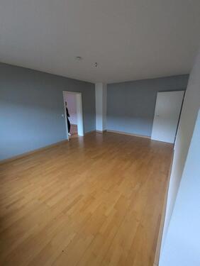 Foto - Geräumige zwei Zimmer Wohnung im Wesselinger Zentrum