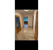 Wohnung 1. OG in Top Lage mit Balkon 75 qm - Kelheim