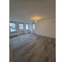 Komplett renovierte 2 Zimmer Wohnung in zentraler Lage in Heide