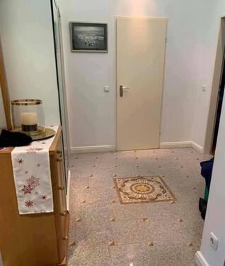 Foto - Möblierte 2-Zimmer-Wohnung mit Balkon zur Zwischenmiete-6 MONATE